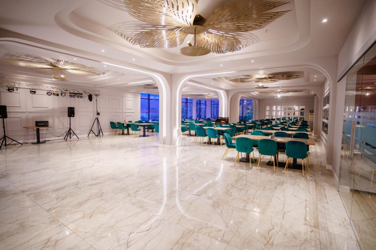 Bacolux Afrodita, Herculane Бэиле-Еркулане Экстерьер фото